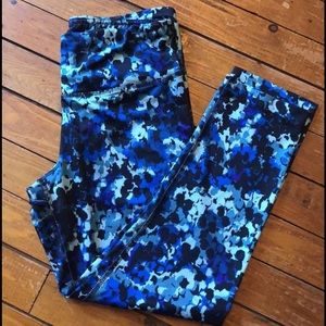 90 Degree crop leggings. Size S